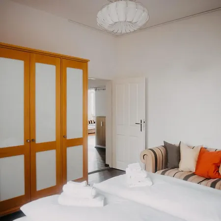 Rottenhoefer Retreat Apartment *